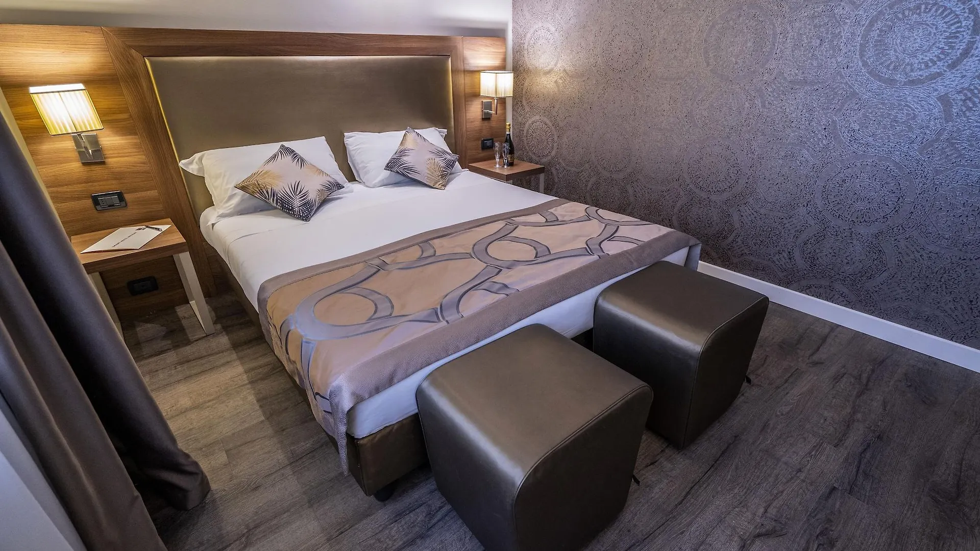 ****  מסטרה Smart Hotel Holiday איטליה