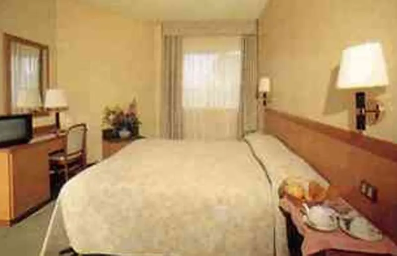 מסטרה Smart Hotel Holiday